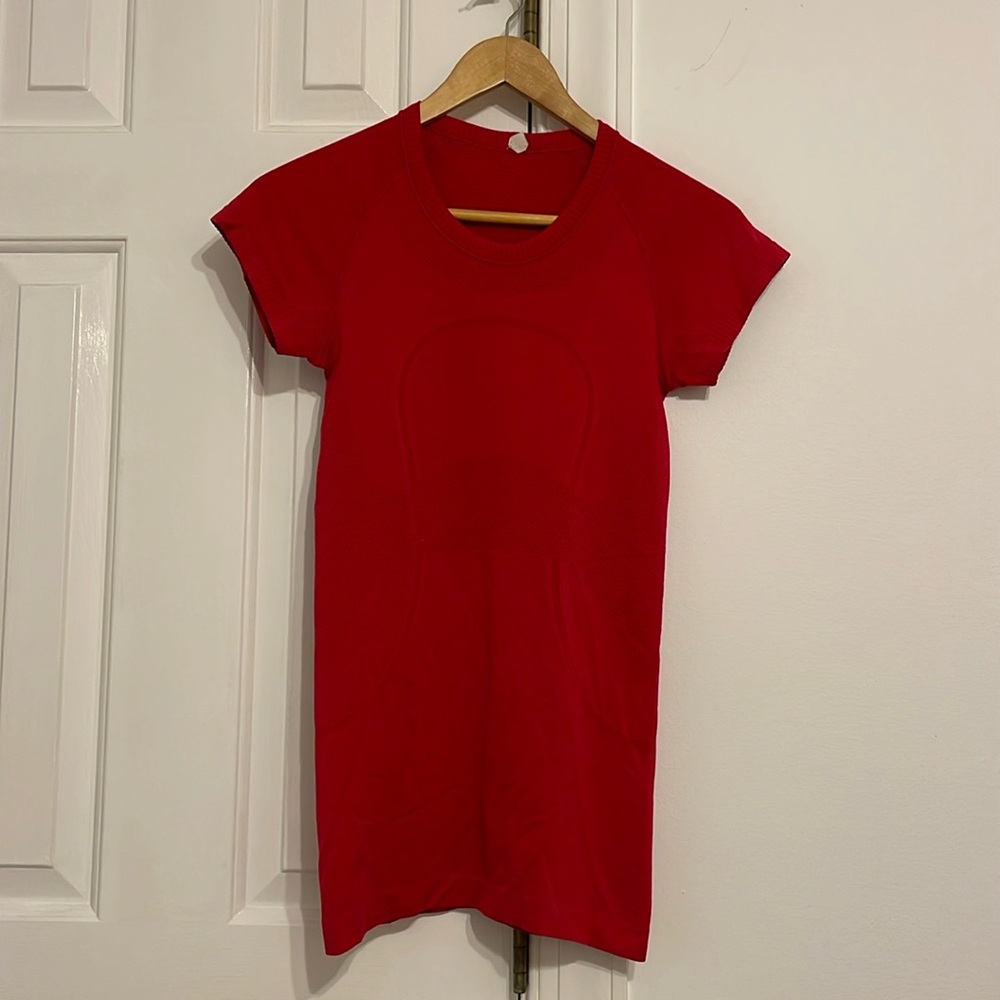 Lululemon Swiftly Tech Short Sleeve